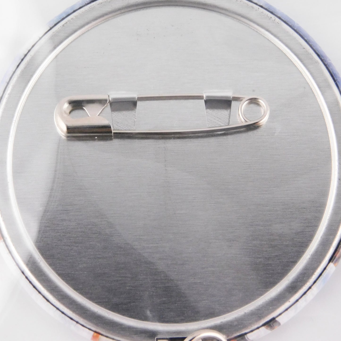 Ultraman Festival Metal Button with Hanging Acrylic Charm (Ultraman Blu)