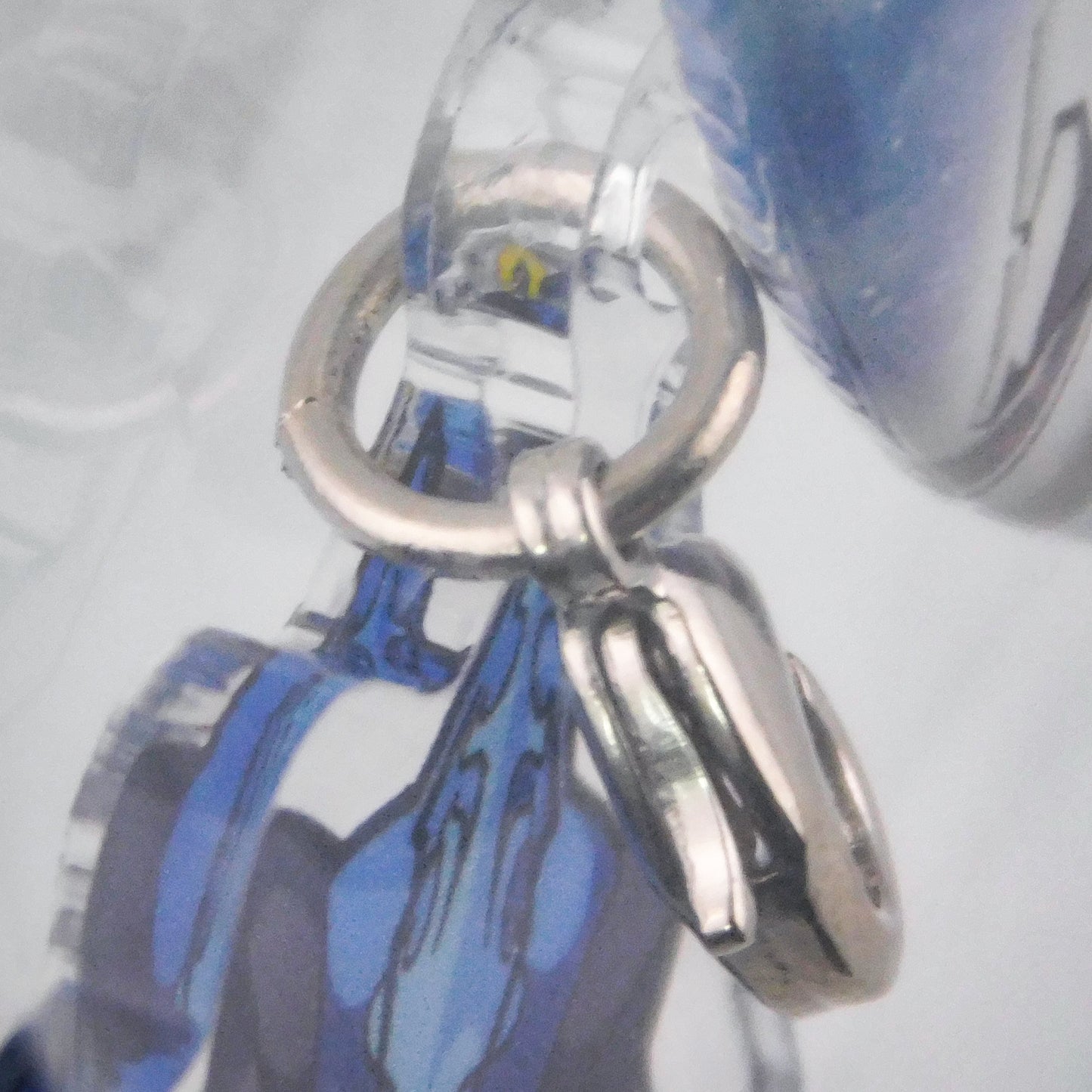 Ultraman Festival Metal Button with Hanging Acrylic Charm (Ultraman Blu)