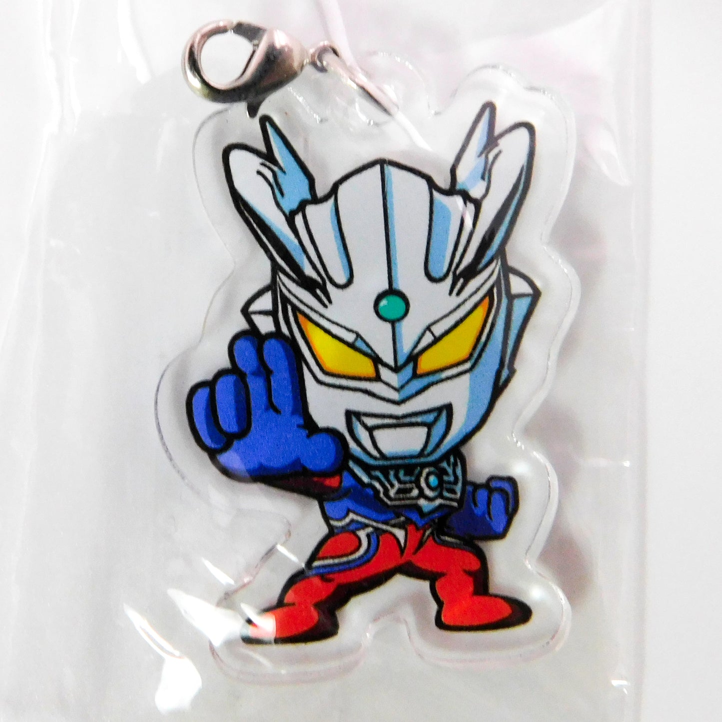 Ultraman Festival Metal Button with Hanging Acrylic Charm (Ultraman Zero)